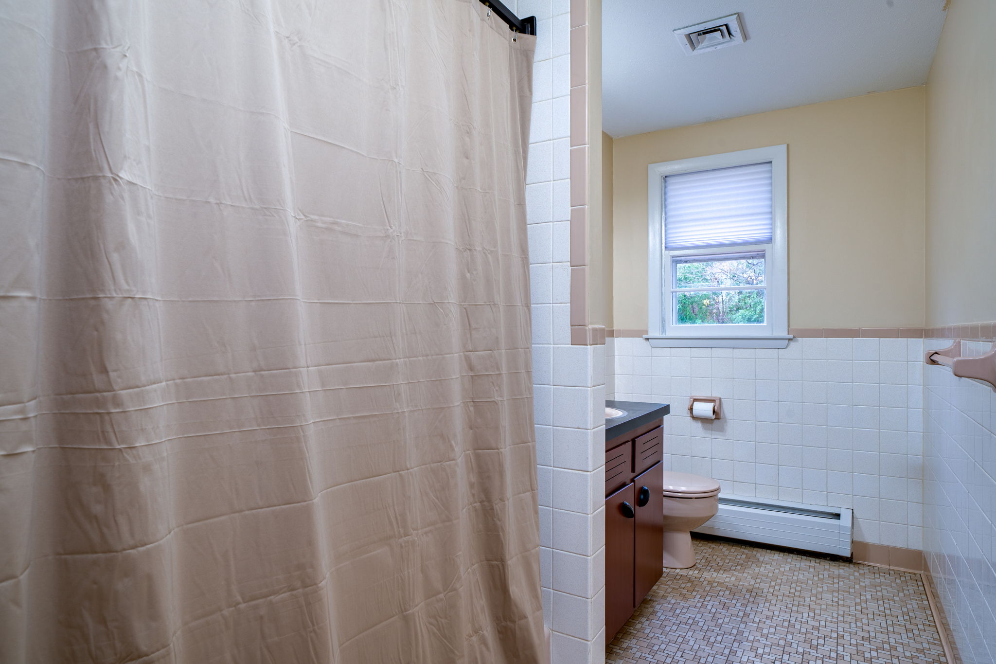 65 Ridge Crest Cir, Wethersfield, CT 06109, US Photo 34