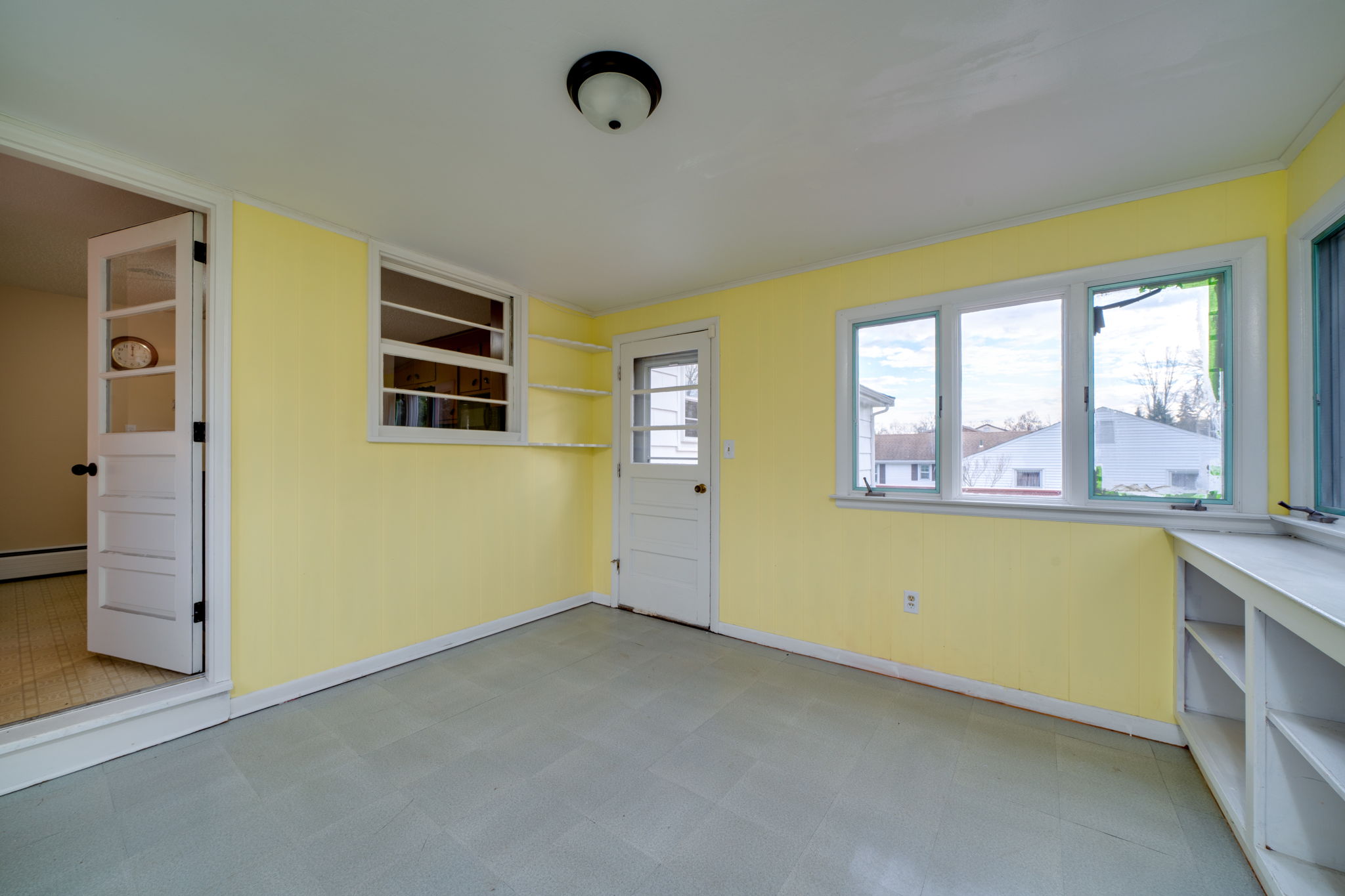 65 Ridge Crest Cir, Wethersfield, CT 06109, US Photo 22