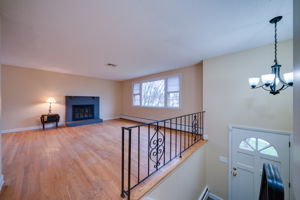65 Ridge Crest Cir, Wethersfield, CT 06109, US Photo 10