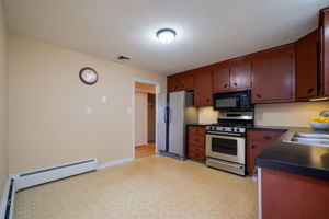 65 Ridge Crest Cir, Wethersfield, CT 06109, US Photo 17