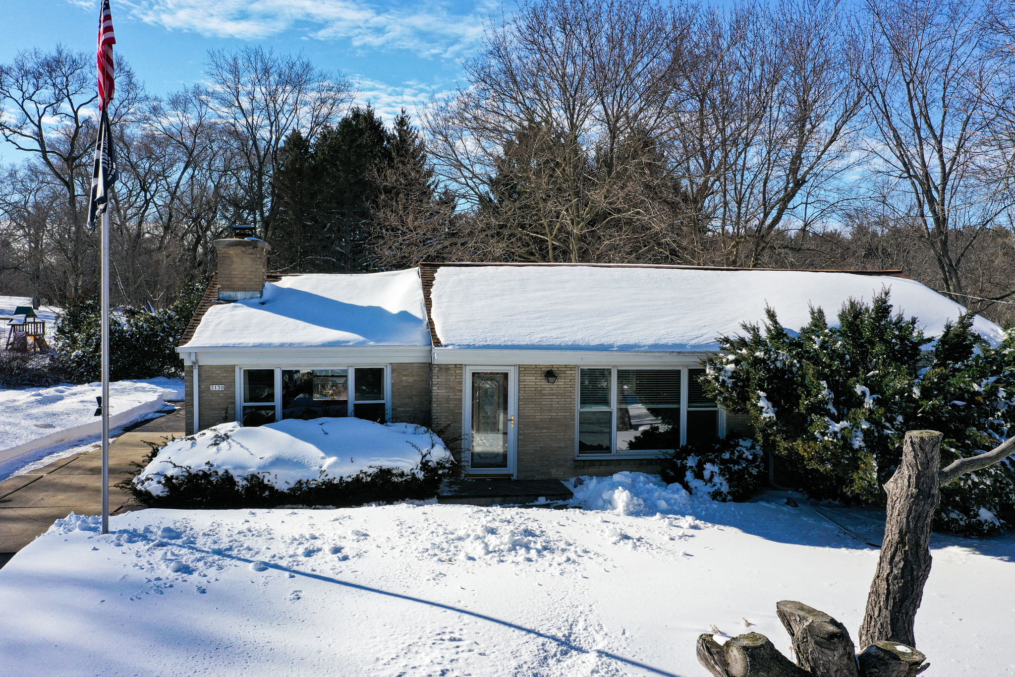 3130 N Newman Rd, Racine, WI 53406 Creative Juice Studios