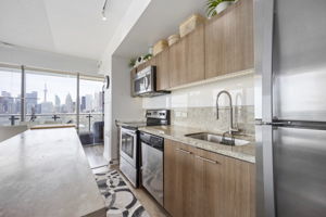 70 Distillery Lane - Unit 1508, Toronto, ON M5A 3C4, CA Photo 8