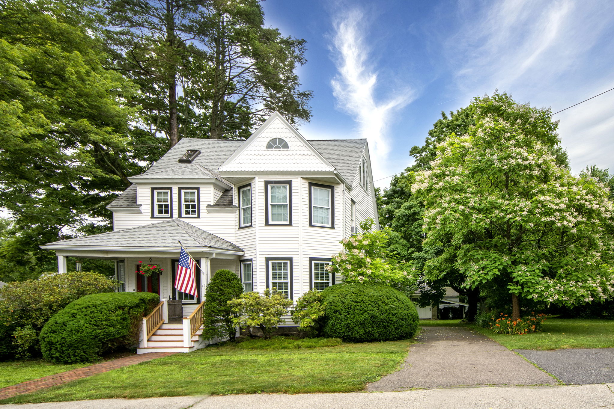 47 Torrey St, Weymouth, MA 02190 Tom Sheehan Photography