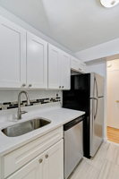 2736 Independence Ave, Bronx, NY 10463, USA Photo 9