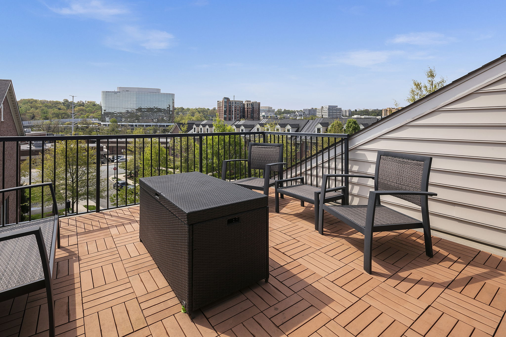 2563 S Kenmore Ct, Arlington, VA 22206, US Photo 39