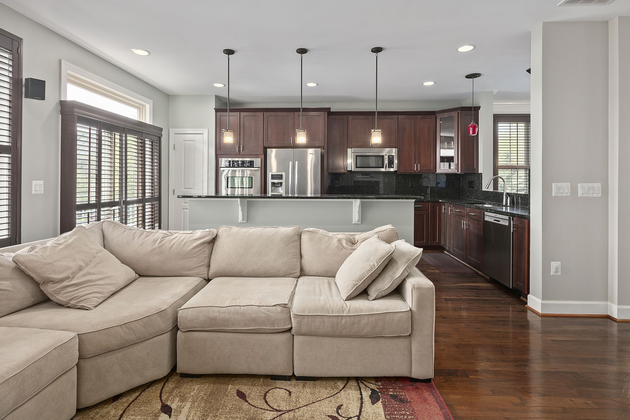 2563 S Kenmore Ct, Arlington, VA 22206, US Photo 19