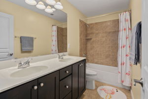 2563 S Kenmore Ct, Arlington, VA 22206, US Photo 33