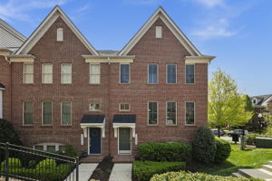 2563 S Kenmore Ct, Arlington, VA 22206, US Photo 2