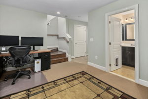 2563 S Kenmore Ct, Arlington, VA 22206, US Photo 43
