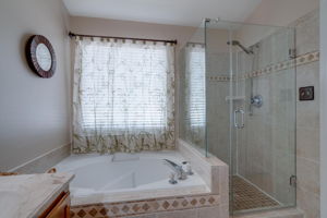 5803 Stream Pond Ct, Centreville, VA 20120, US Photo 10