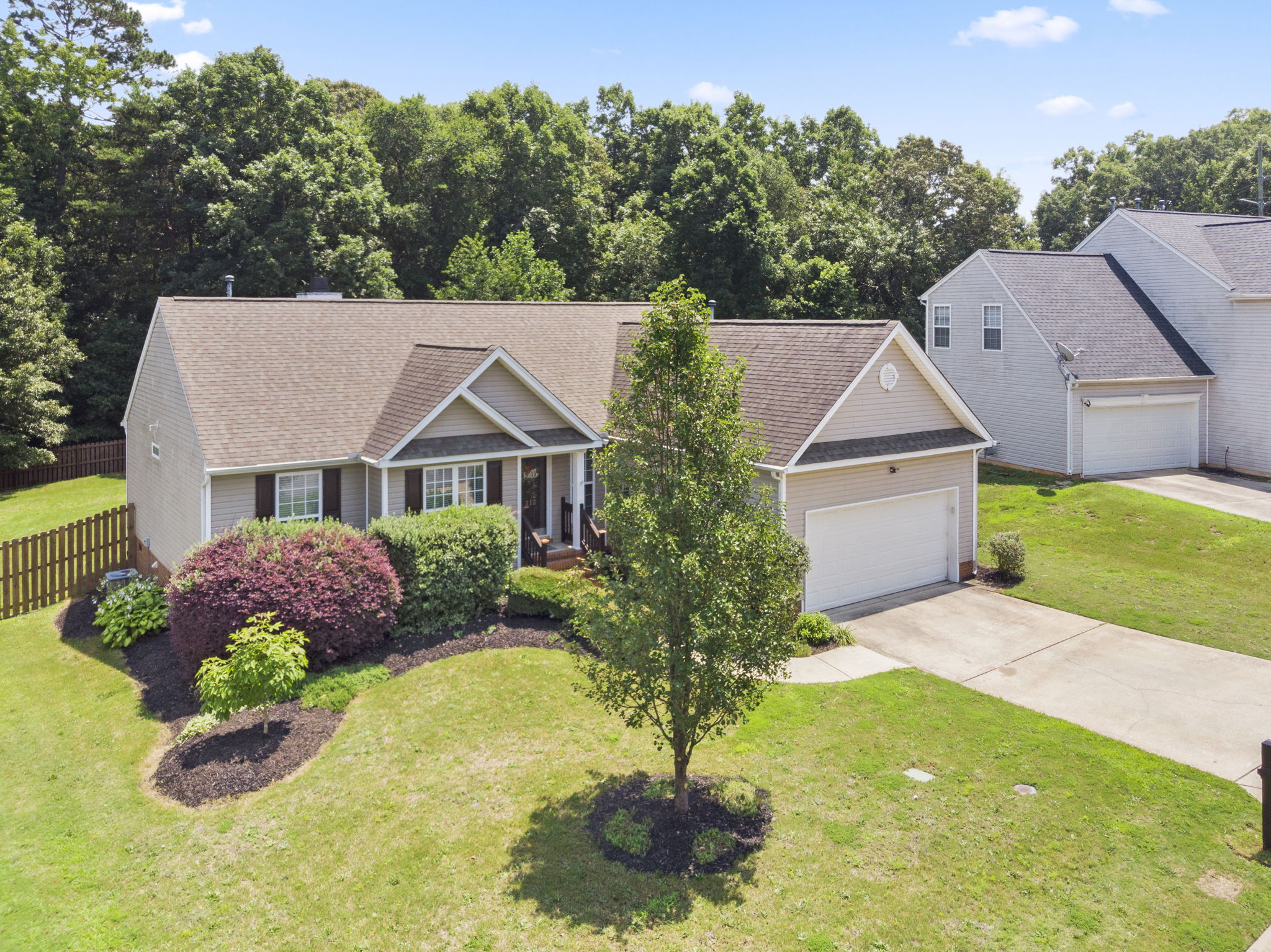 Watkins Garrett Woods Greenville - dw5tvav