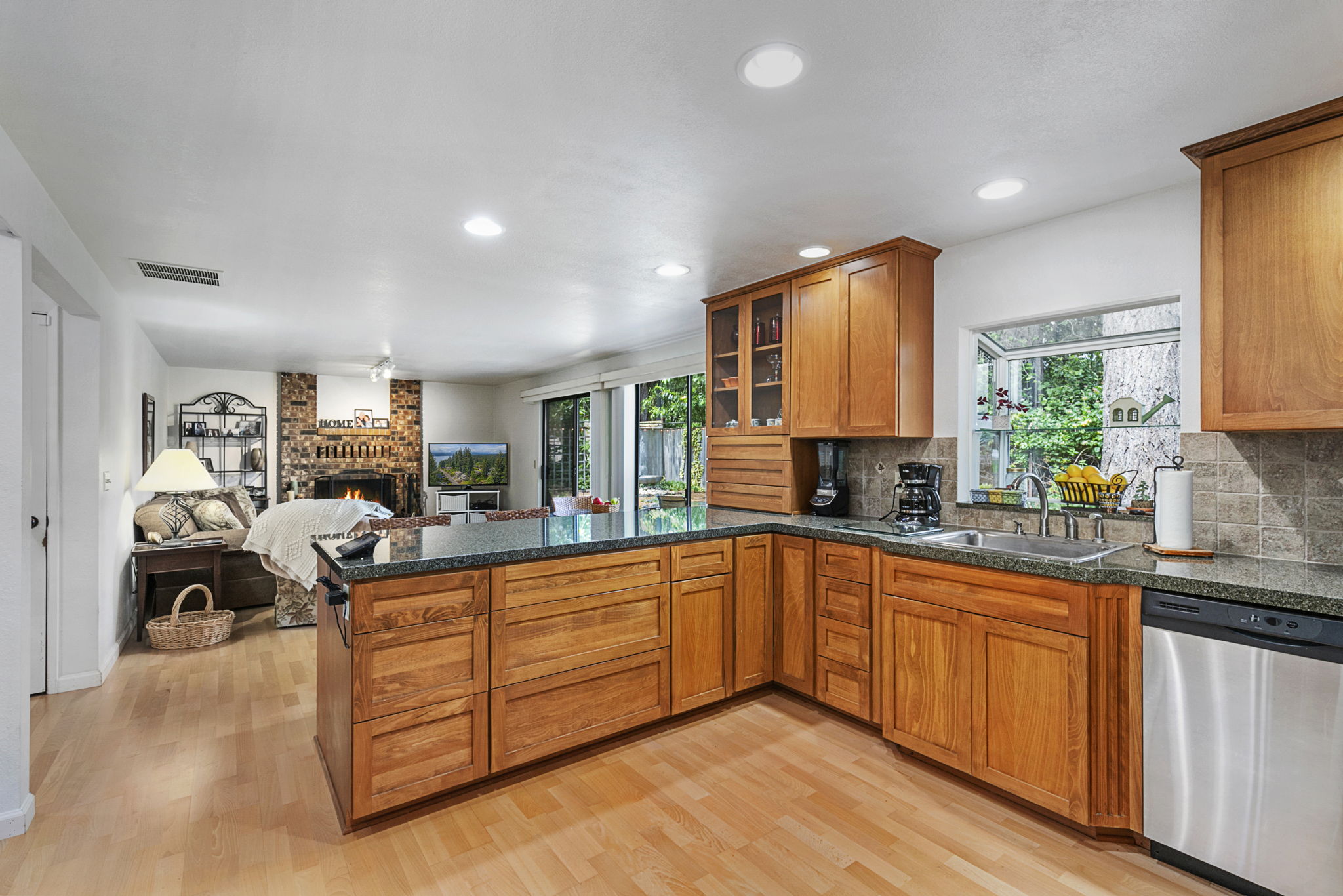 430 NW Paxford Ln, Bremerton, WA 98311, US Photo 16