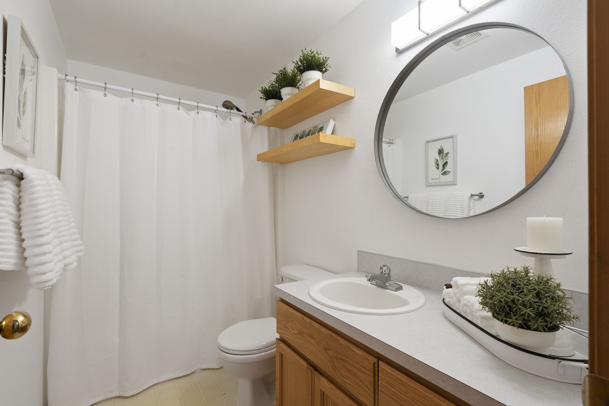 10998 Haven Ln SE, Port Orchard, WA 98367 Dom Does Media