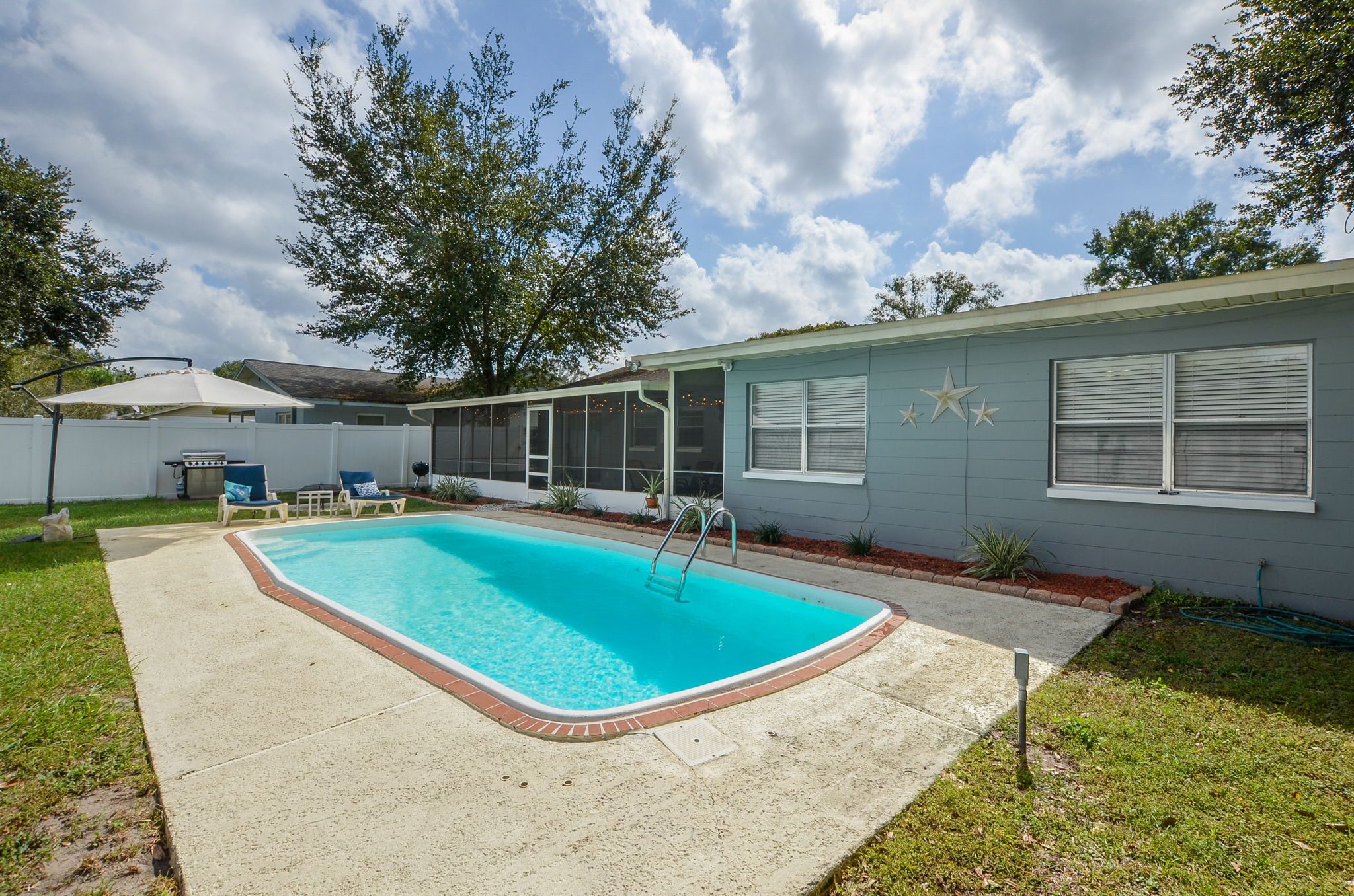 2523 Lake Ellen Ln, Tampa, FL 33618 HDShowings Real Estate Photography