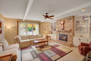 112 Marcin Ln, Burnsville, MN 55337, US Photo 3