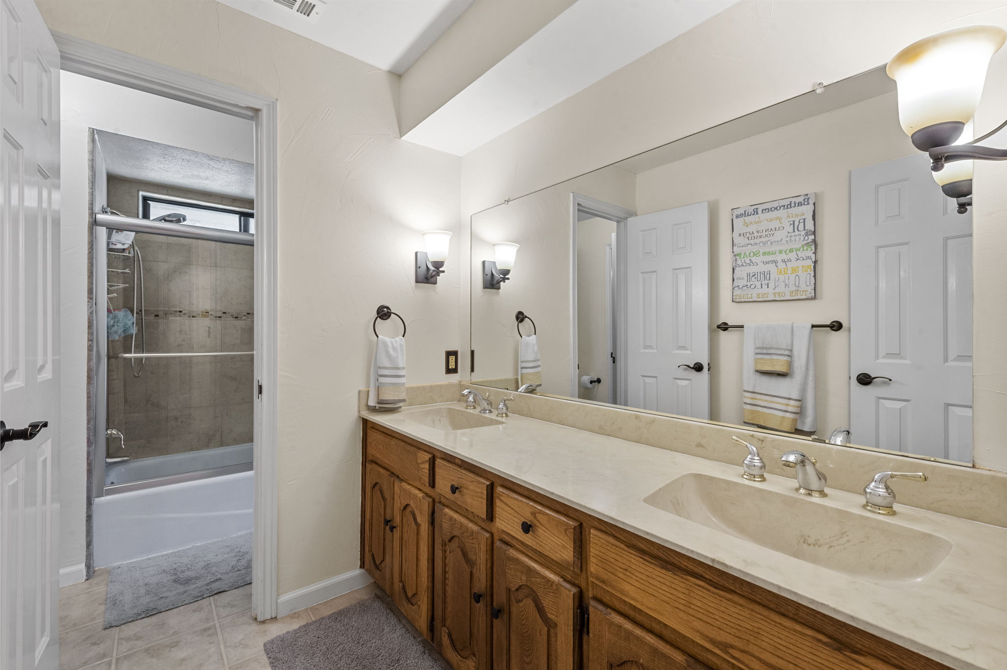 Main Bathroom