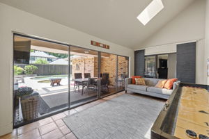 Airconditioned Sun Room