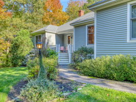 4 Robinhood Rd, Cape Elizabeth, ME 04107, USA Photo 4