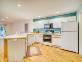 4 Robinhood Rd, Cape Elizabeth, ME 04107, USA Photo 21