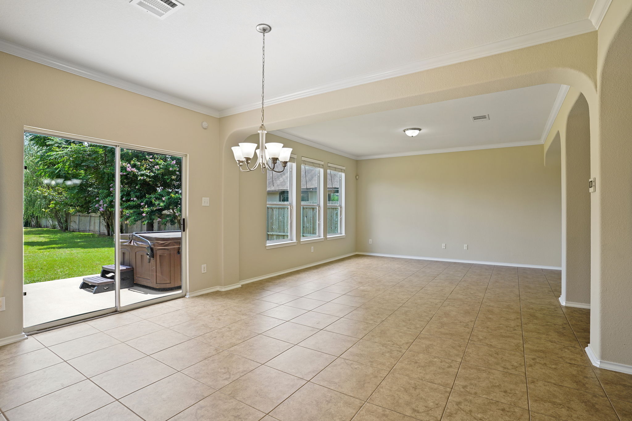609 Springbrook Rd, Pflugerville, TX 78660, USA Photo 9