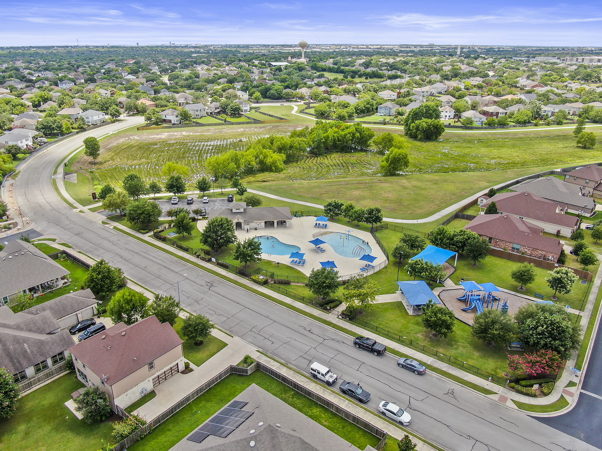 609 Springbrook Rd, Pflugerville, TX 78660, USA Photo 39