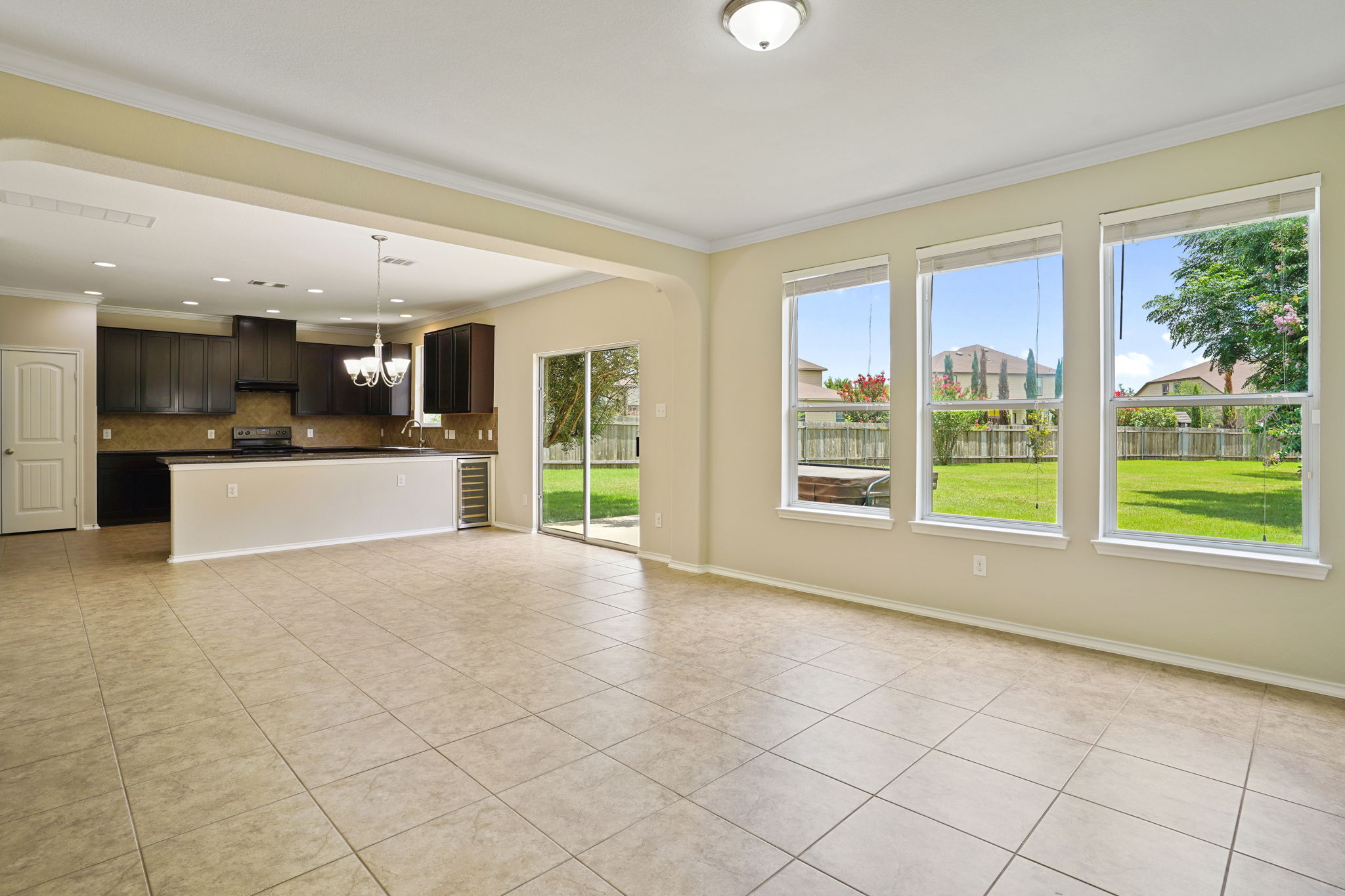 609 Springbrook Rd, Pflugerville, TX 78660, USA Photo 11