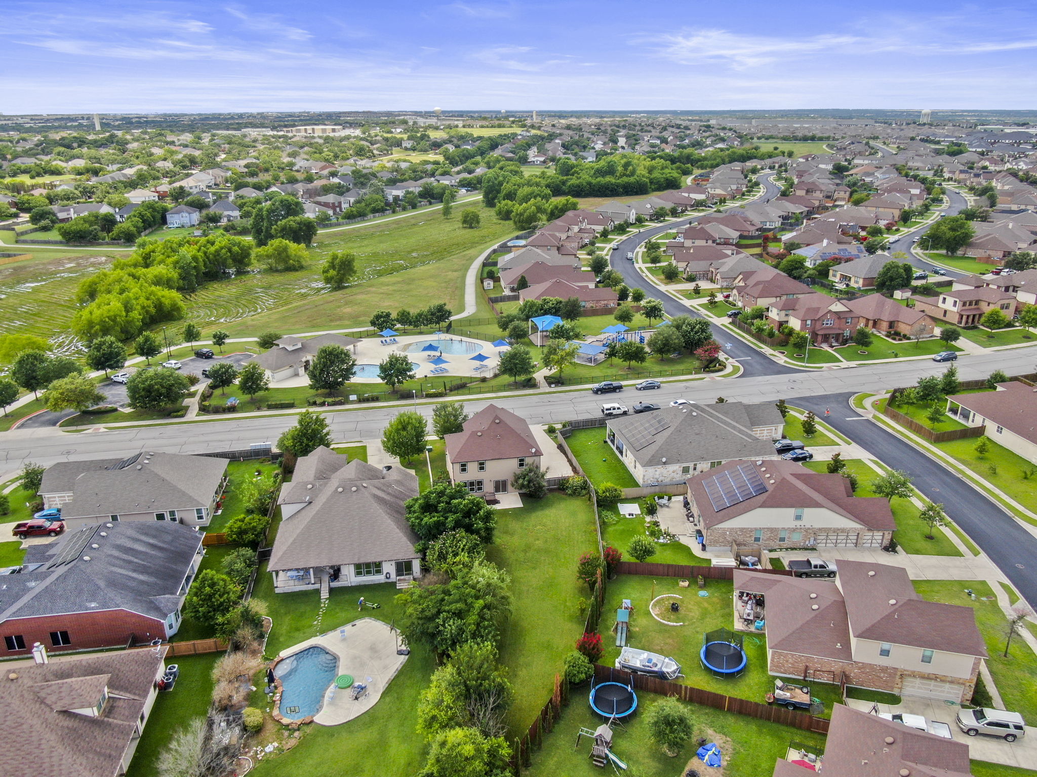 609 Springbrook Rd, Pflugerville, TX 78660, USA Photo 40