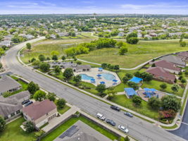 609 Springbrook Rd, Pflugerville, TX 78660, USA Photo 38