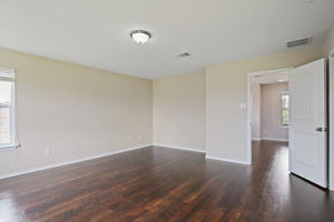 609 Springbrook Rd, Pflugerville, TX 78660, USA Photo 22