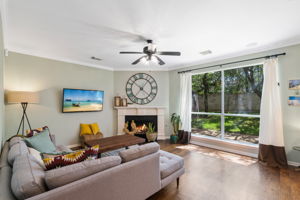 Canyon Glen Cir, Austin, TX 78732, USA Photo 2