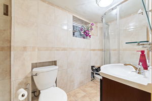 13 Emerson Pl, Melrose, MA 02176, USA Photo 33