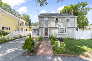 13 Emerson Pl, Melrose, MA 02176, USA Photo 1
