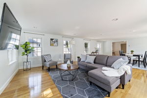 13 Emerson Pl, Melrose, MA 02176, USA Photo 14
