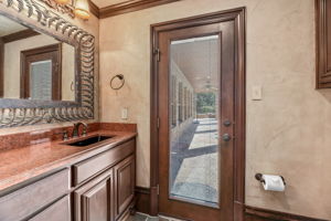 044-Half Bath-FULL