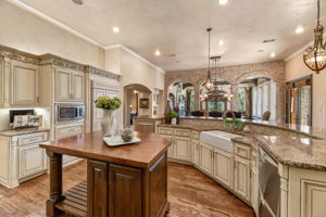 025-Kitchen Hall-FULL
