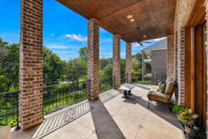 077-Rear Exterior-FULL