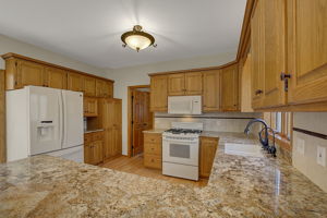 13400 32nd Ave N, Plymouth, MN 55441, US Photo 9