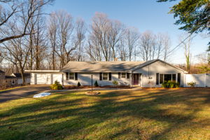 195 Cedarwood Ln, Newington, CT 06111, US Photo 0