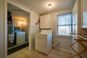 195 Cedarwood Ln, Newington, CT 06111, US Photo 22