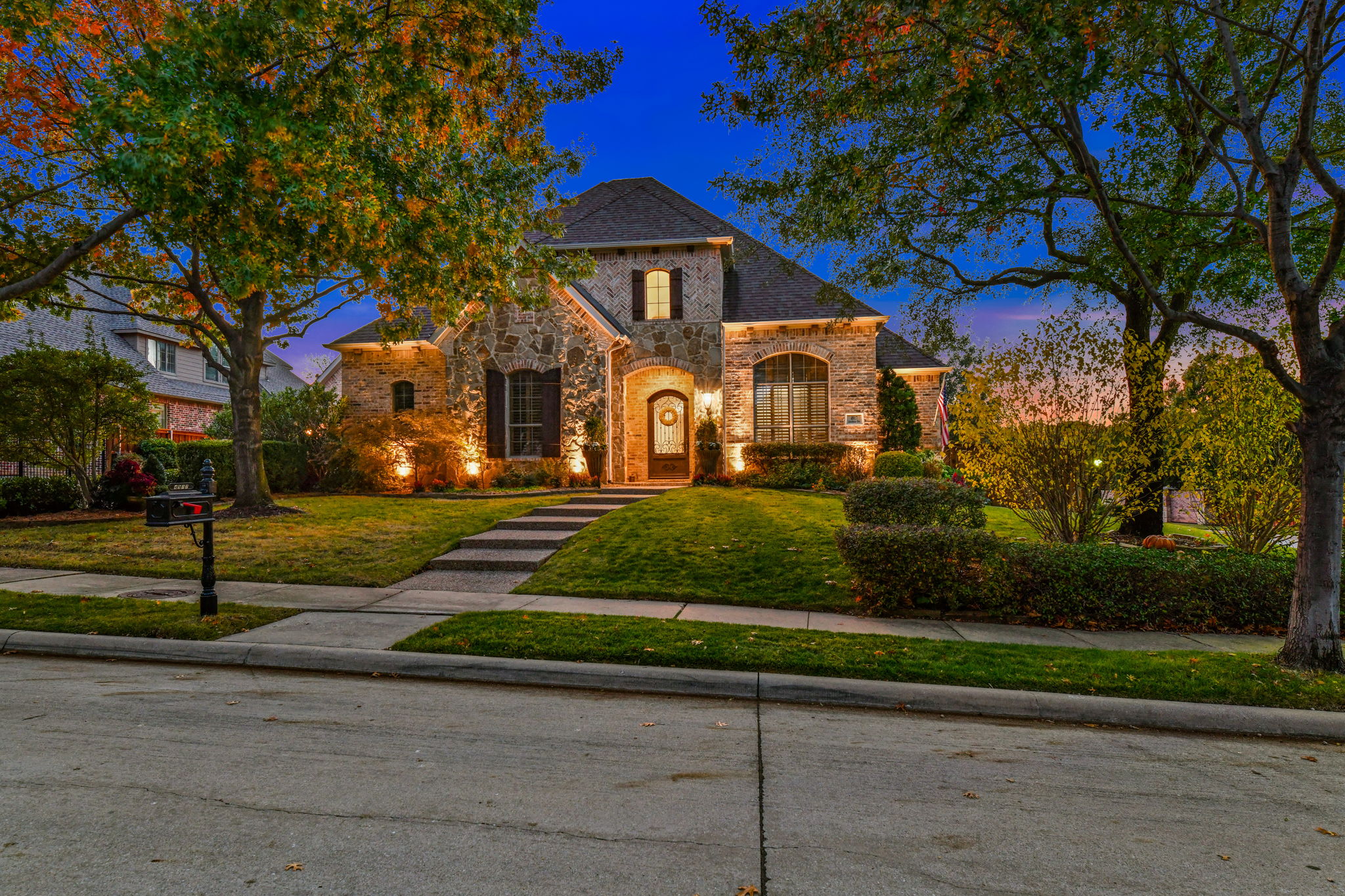 4917 Joshua Dr, Flower Mound Picture The Sell