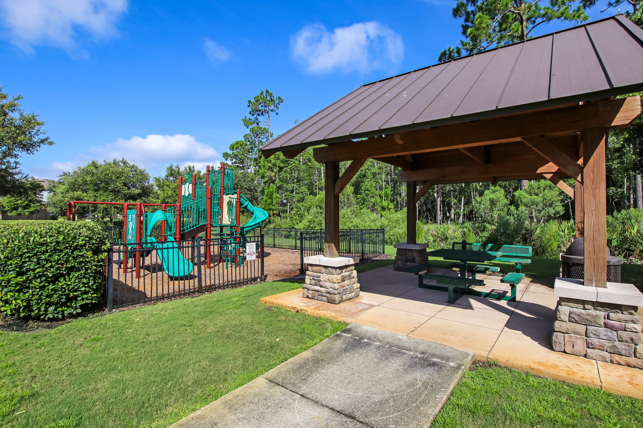Kelly Pointe