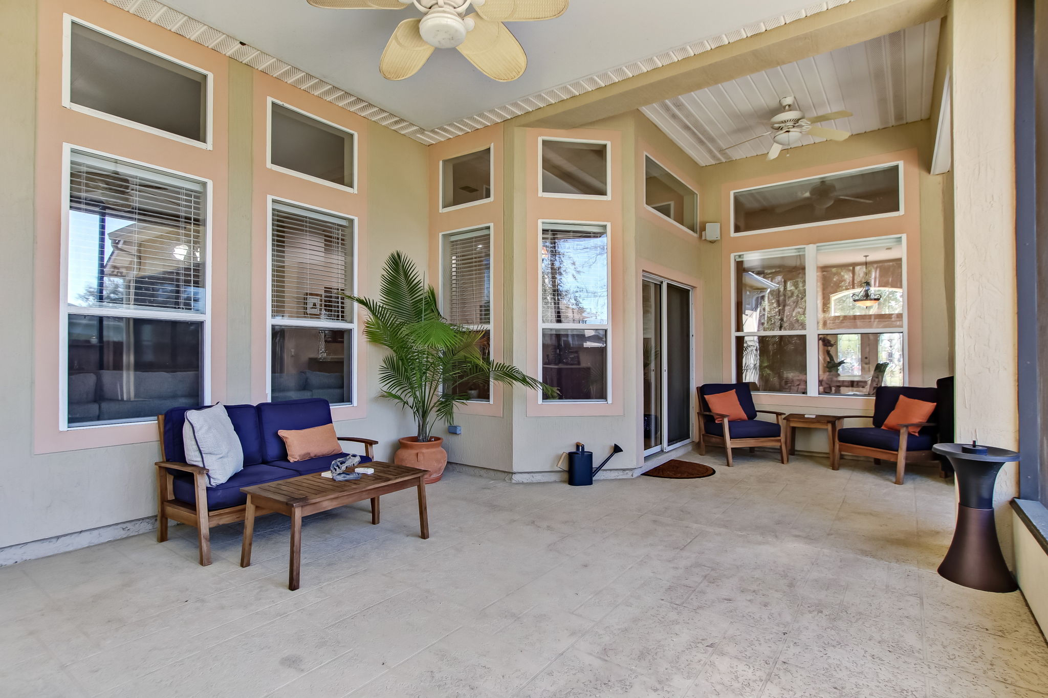 Screened-in Porch