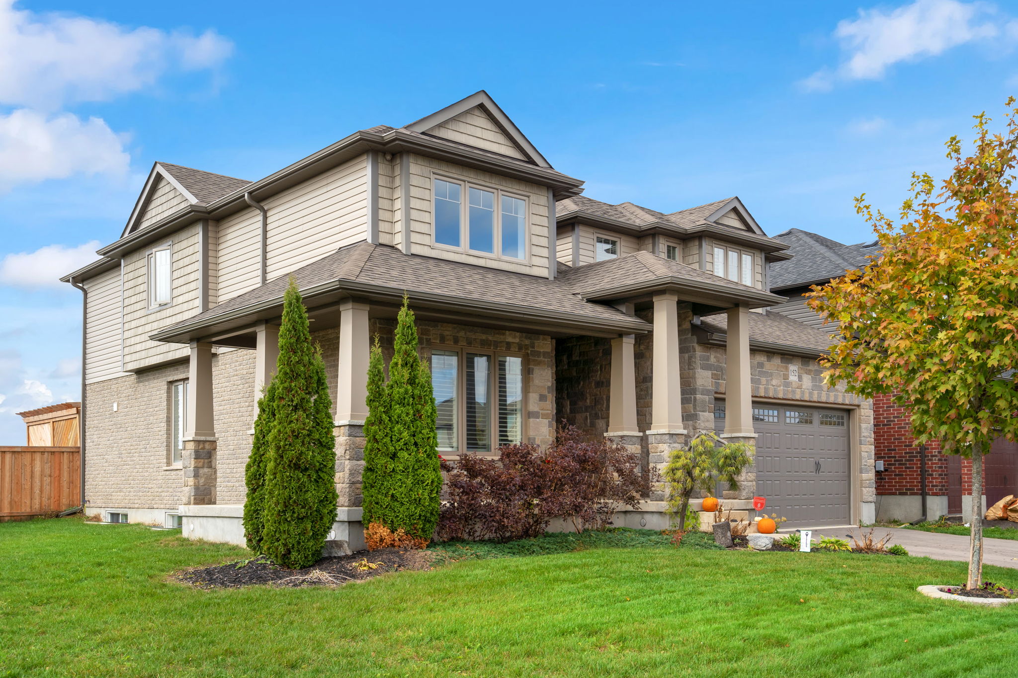 152 Taylor Dr, Grand Valley, ON L9W 6P1, CA Photo 2