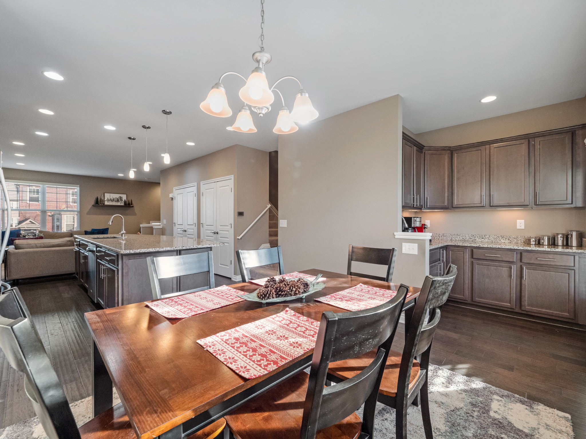 2665 Helmsdale Cir, Rochester Hills, MI 48307, USA Photo 19