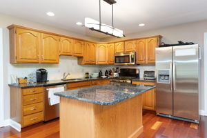 639 N Speakman Ln, West Chester, PA 19380, USA Photo 8