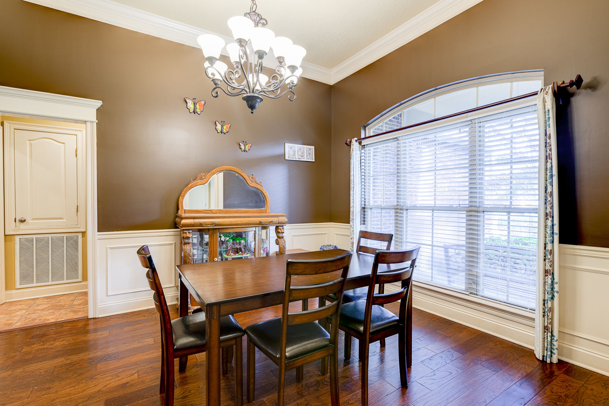 Formal Dining