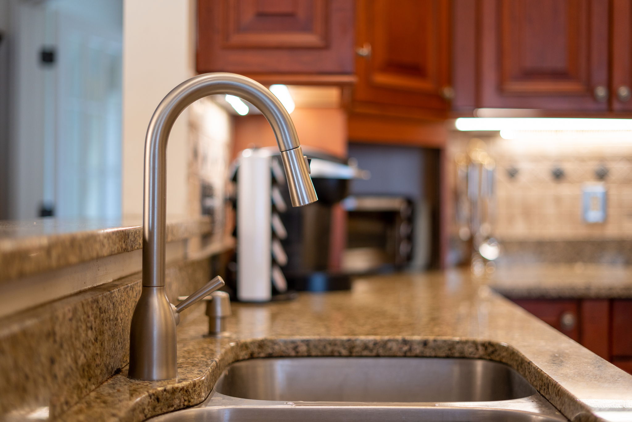 3 Katie Ln, Hampton, NH 03842 S and B Connections