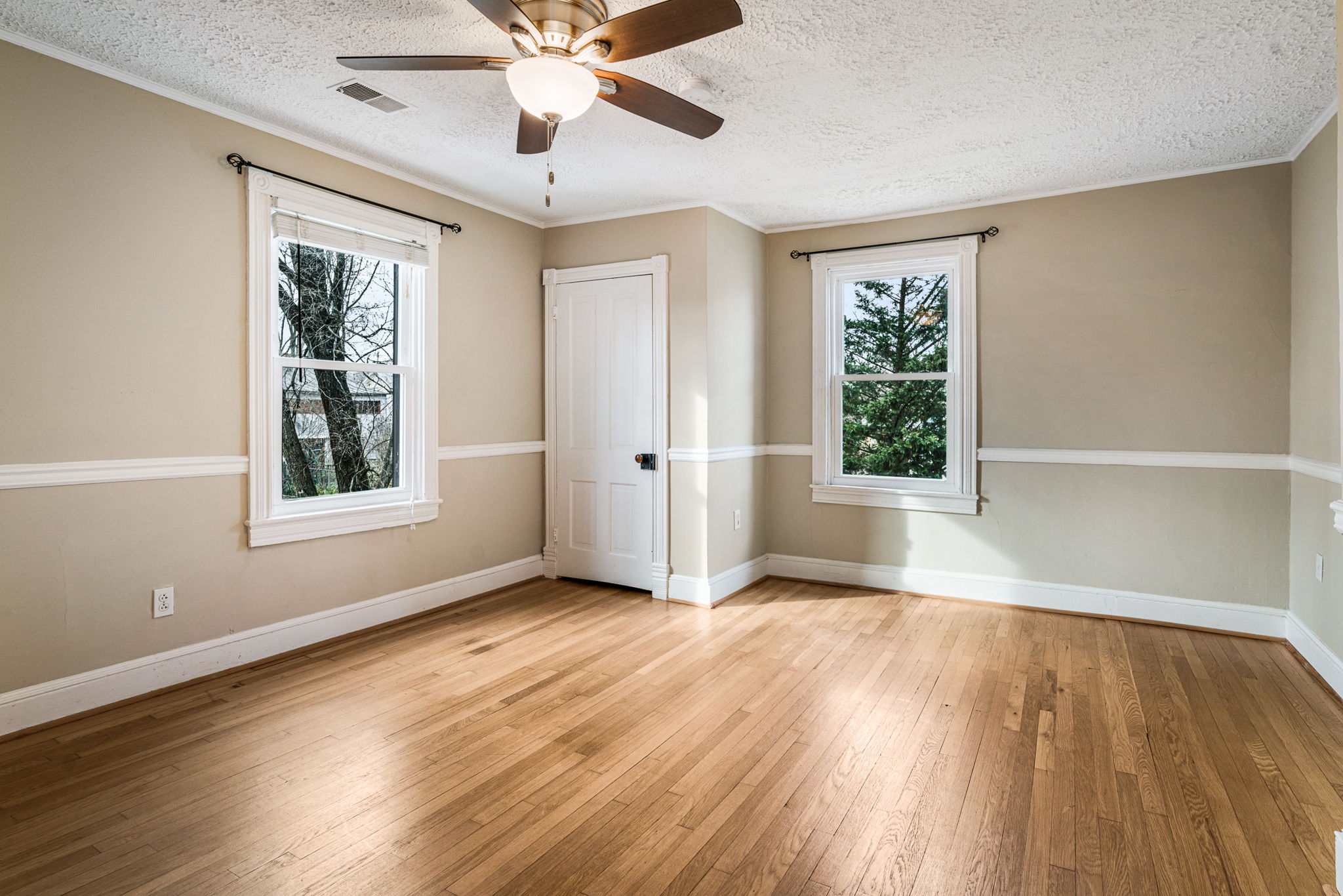 365 National Ave, Winchester, VA 22601, US Photo 32