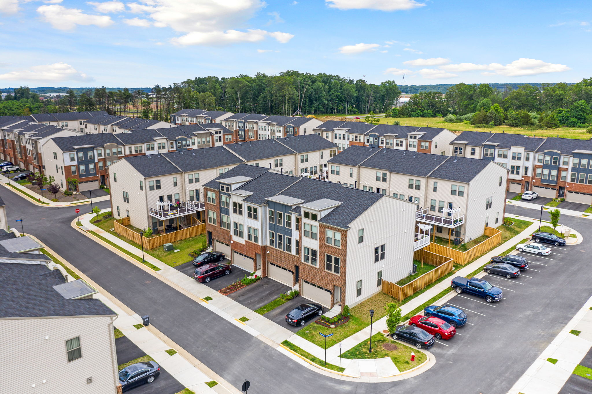 24510 Laurel Thicket Terrace, Sterling, VA 20166, US Photo 39