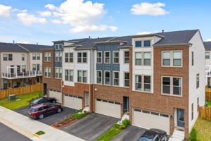 24510 Laurel Thicket Terrace, Sterling, VA 20166, US Photo 41